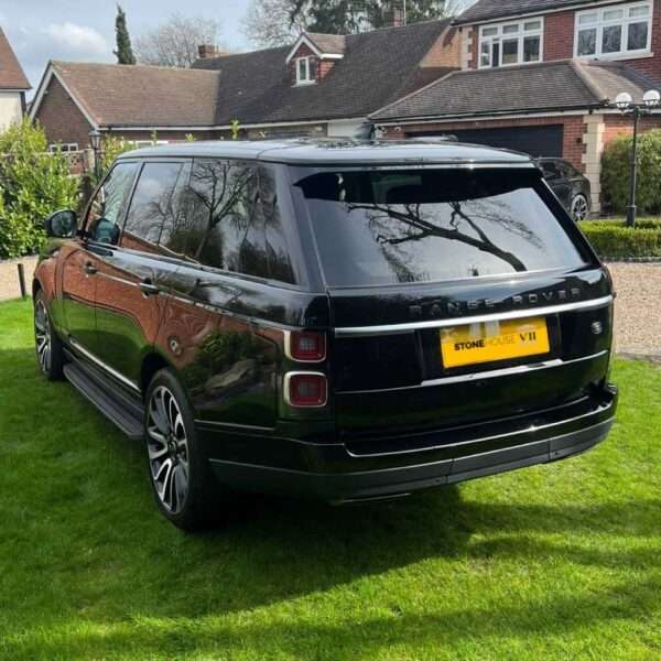 2019 Land Rover Range Rover Vogue SDV6 3.0. www.stonehouse7.com